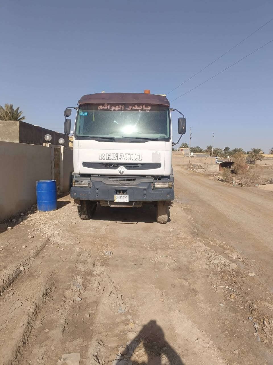 رينو للبيع موديل 2001 
حجم 400 مكفوله من دعاميه لل دعاميه عربانه حجريه باقي تفاصيل عل رقم ***********..غير متواجد عل فيس
