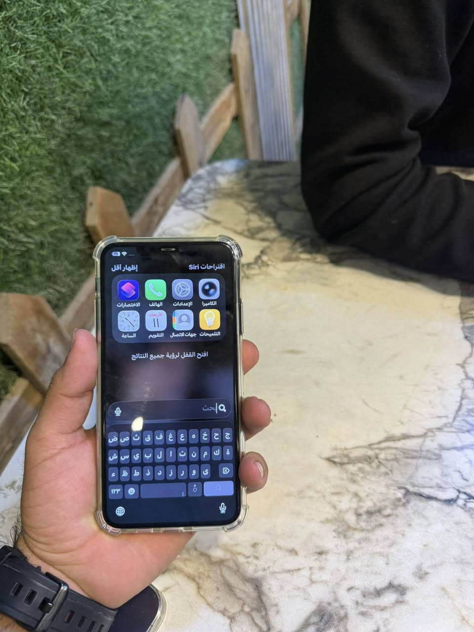 السلام عليكم
11Pro Max 
256
بطاريه. ١٠٠ مبدله جديد اصليه 
جهاز كلش نظيف   
مكاني. بغداد 
*********** واتساب
