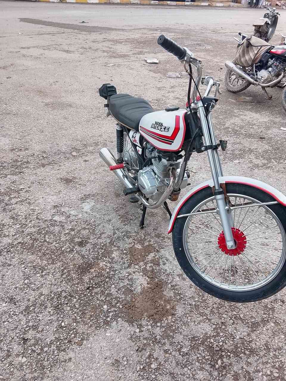 دراجه انتنس للبيع تعميره جديده ما صار3 اشهر من عمرتها السعر775 وبيها مجال شويه العنوان قرة تبه#الخاص مفتوح


**إذا كنت صاحب هذا الإعلان وتريد حذفه لأي سبب، رجاءا أرسل رسالة إلى الدعم الفني**