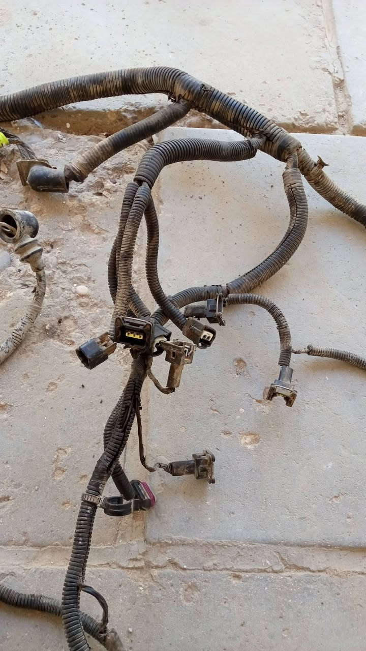 السلام عليكم ظفيره اوبترا كوريه اصليه للبيع نظيفه ما بيها اي گطع كامله المكان ناصريه سوك الشيوخ رقم الهاتف ***********
