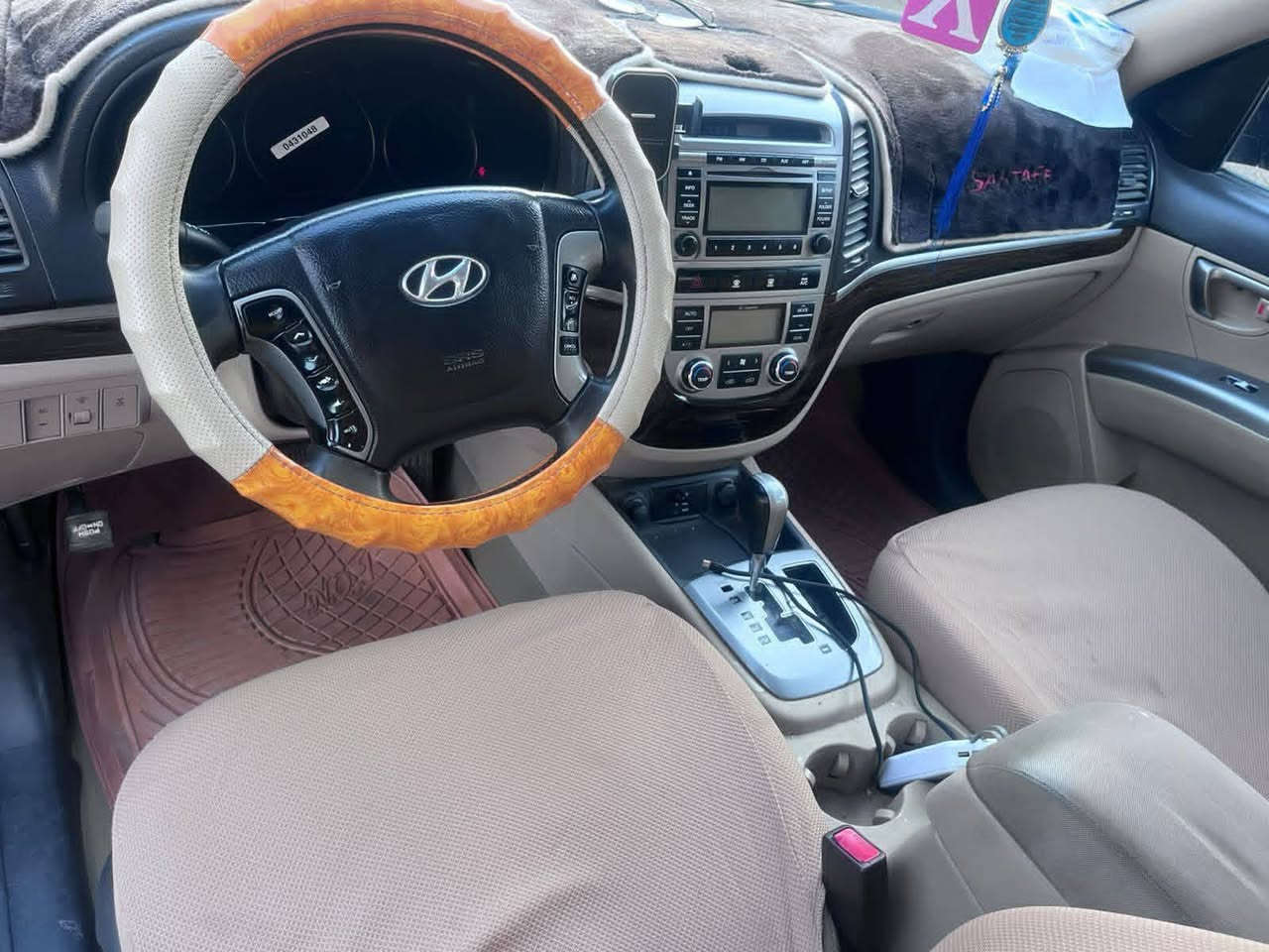 السلام عليكم
بيع هونداي سنتافي موديل 12 خليجي كفاله عامه

الموصفات

1-ثلاث قطع تبريد + تدفئه✅
2- فتحه سقف(بنراما) ✅
3- سبعه راكب✅
4- ثلاجه وسطيه✅
5- دفع رباعي ( فورويل)✅
6- مري شفط✅
7- كامره خلفيه✅
8- كير ومكينه كفاله عامه مامفتوح✅
وبعد هواي مواصفات بيها معروفه السياره بمواصفاتها
تخم تاير جديد
ملاحضه: سياره بدون حادث
سونار موجود بيها
وين مايعجبك روح افحص
سياره احلى من الصور بهواي نصبتهة حلوه جدأ
سياره حره تحويل ثاني يوم
السعر: 168 وقابل للتفاوض
 المكان واسط النعمانيه


**إذا كنت صاحب هذا الإعلان وتريد حذفه لأي سبب، رجاءا أرسل رسالة إلى الدعم الفني**