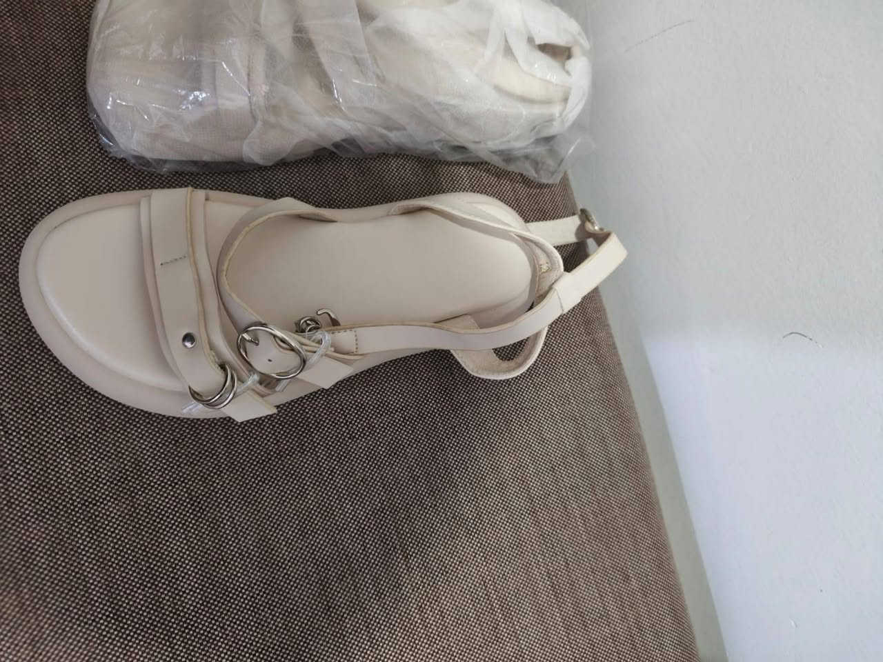 جنط سفر ب70وبيهن مجال جديد غير مستخدم 
جنط واحذيه ع 5الف 
عطور للبيع


**إذا كنت صاحب هذا الإعلان وتريد حذفه لأي سبب، رجاءا أرسل رسالة إلى الدعم الفني**