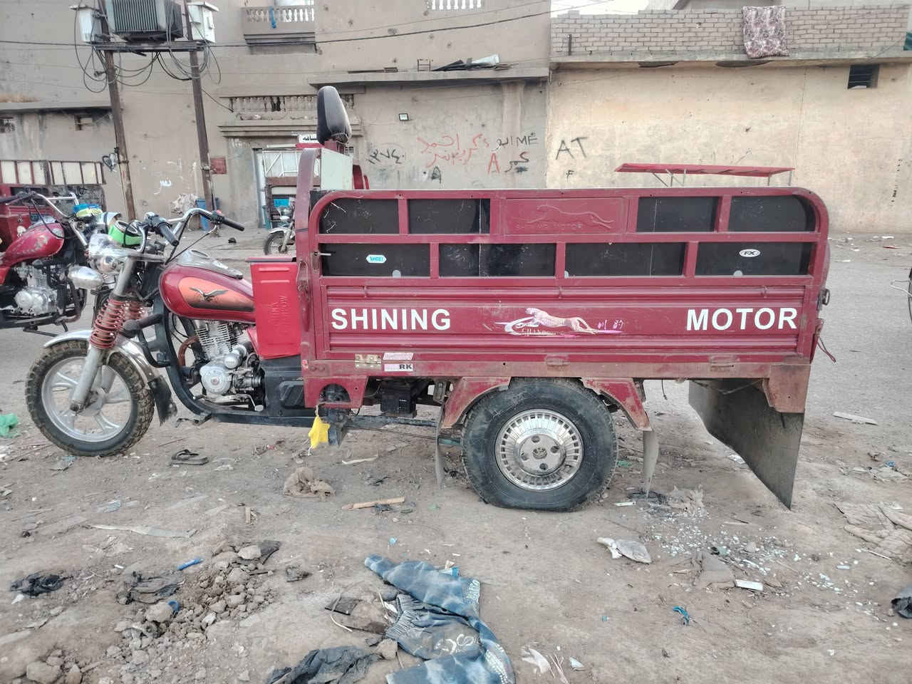 ستوته للبيع منفيس موجود شاصي وايرمنيه كله شغله بس سلاف لا يراد باتري باج تقويه مديل 20 محرك 22 السعر مليون و100 بيه مجال ***********
