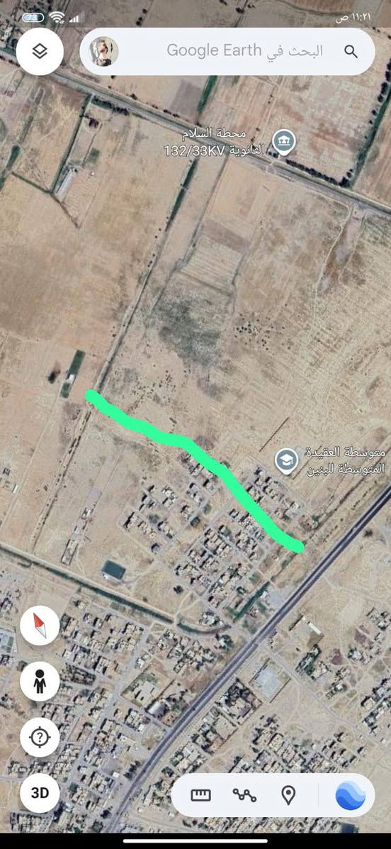 السلام عليكم عندي بيت مساحة 700m مساحة البناء فقط200 في ناحية السلام يرهم مزرعة يرهم بيت للسكن نوع العقار بلدية يبعد عن الشارع العام دقيقتين مشي خدامات موجودة ماء كهرباء مزروع نخل وحمضيات بالحديقة البيت طابق واحد السقف ساندويتش للتواصل *********** السعر25مليون وبي مجال مستعجل اريد ابيعه البيت جداً جميل
