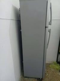 غراض نضيفه كلش الثلاجه 120 الكاونتر قياسه 50ب120 تقريبا سعر80 طباخ70 غ...