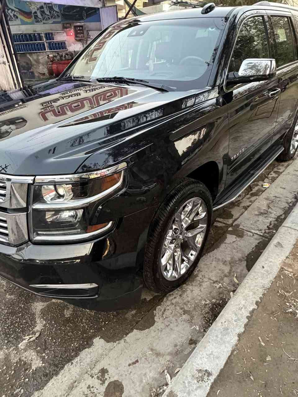 تاهو موديل 2020 ( بــريــميــر  ) خليحي اعلى مواصفات  فورويل سلايد ماشيه 96 الف كم حقيقي
حالة السيارة ممتازه
‎المواصفات:
‎فول مواصفات 1/1
‎8V 5.3 محرك
‎سلايد (فتحة قمارة)
‎كراسي جلد 
‎كراسي كهرباء
‎كراسي خزن(ميموري)
‎كراسي تدفئة+تبريد
‎كراسي خلفيه كهرباء
‎كراسي خلفيه تدفئة
‎تبريد خلفي شاشه
‎شحن الهاتف لاسلكياً
‎ثلاجة
‎رادار
رادار جانبي
نظام الحفاض على مسار السيارة
قيادة ذاتيه
‎كروس سرعه
‎خمس بصمات
‎فول تحكم استيرن(جهتين امامي+جهتين خلفيل
‎استيرن كهرباء
‎استيرن تدفئة
‎شاشه عرض الأعطال 
‎صندوق كهرباء(شفط)
‎فتح صندوك تلقائياً عن طريق القدم
‎دبل گير(عادي+اوتوماتيك)
‎دبل حساس(امامي+خلفي)
‎نظام تحكم بمستوى الضوء الداخلي
‎مانع تزحلق
‎پدل كهرباء (تحكم كهربائي بالبريك و البنزين)
‎نظام فتح الابواب لاسلكياً
‎فور ويل
‎شاشه اماميه كبيرة اصلية
‎كامره خلفيه 
‎تشغيل عن بعد
‎قاصة سرية
‎اشارة بالمري
‎مري كهرباء(شفط)
لايت LED
LED امامي
الاتصال ع الرقم ***********
السعر 43.500$
