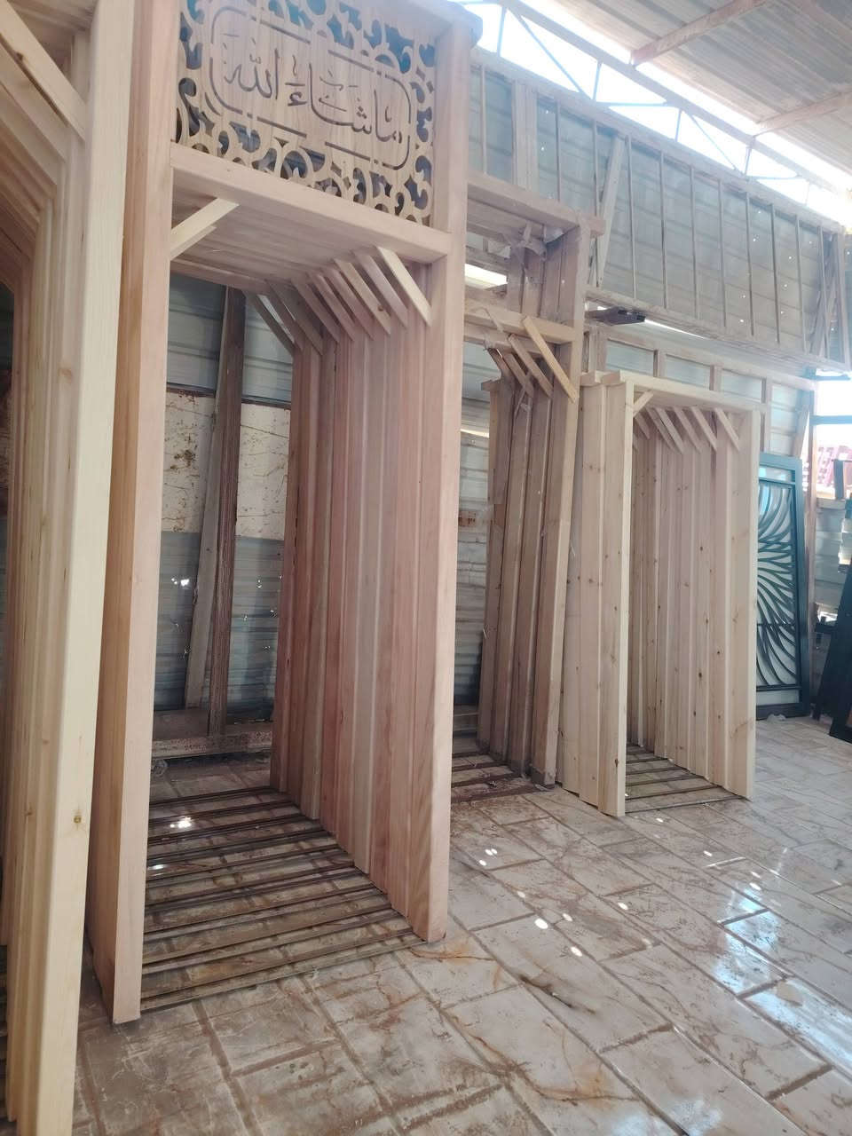 ***********
مجمع الكوت الكبير
