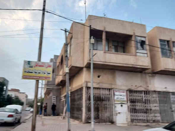 عمار تجاريه راس دوميز مقابل مطعم صمد 

خلف كرزات لطيف 

٤ شقق سكنيه 

مع ٧ محلات تجاريه 

المساحه ٢٨٦ متر ركن تجاري 

السعر ٨٠٠ مليون مع المجال 

***********
***********
***********
