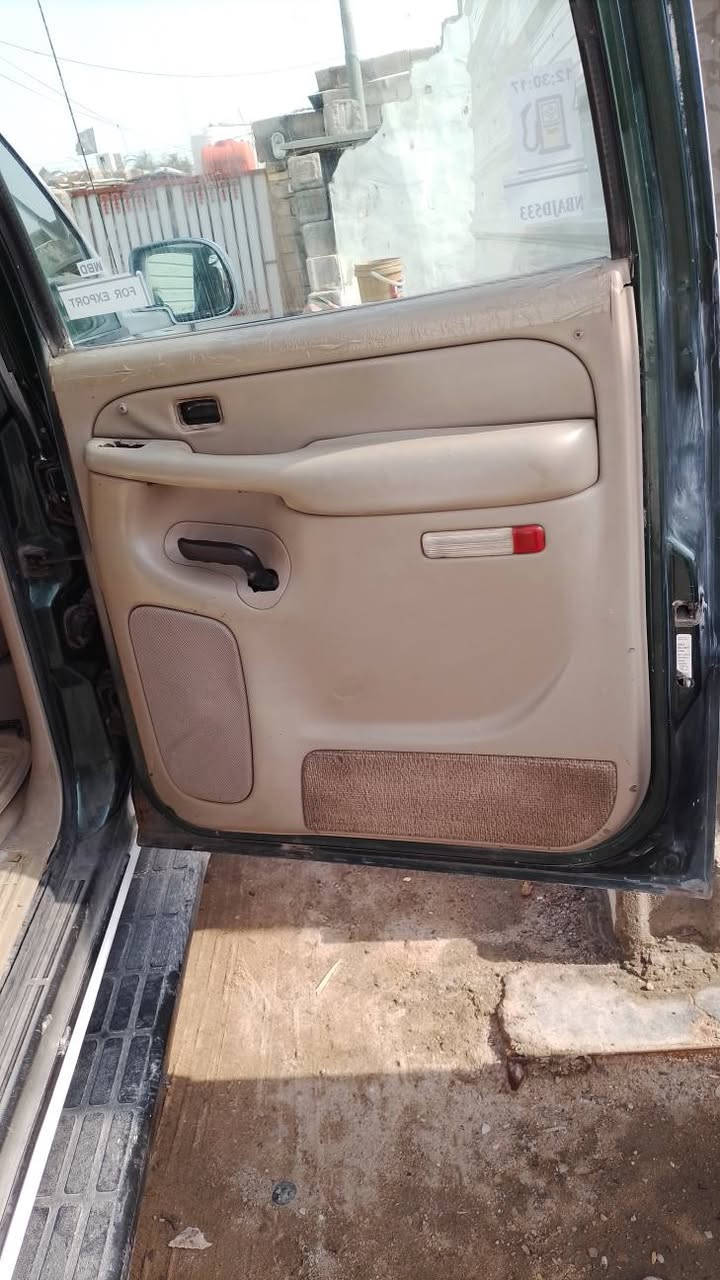 سياره شفر موديل 2002 رقم بغداد اجره جاهزه من كل شي بدون نقص.  سعر.  63.  *** تلفون *********** البصرة, العراق
