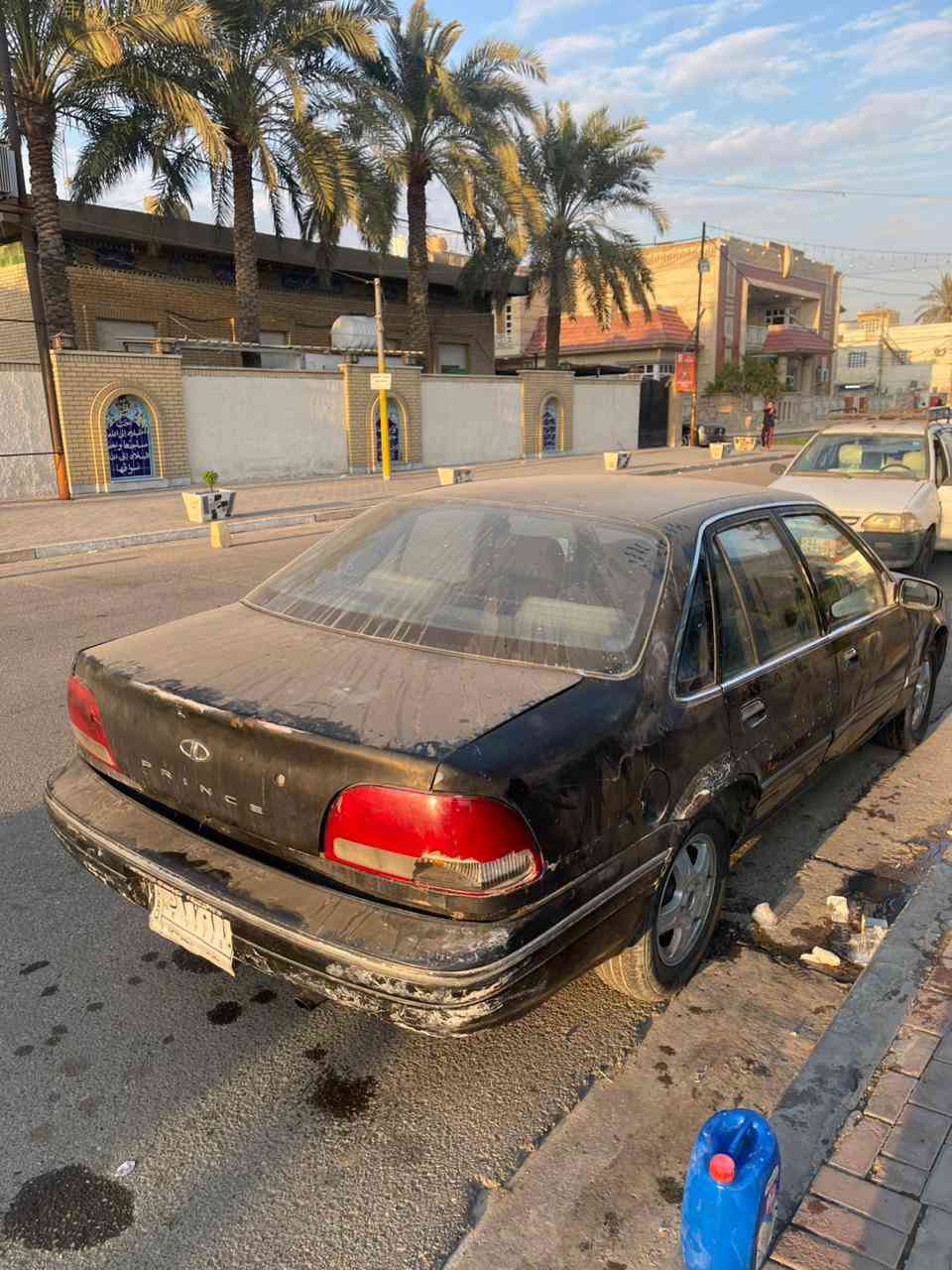 برنس فراشة موديل 96سيارة بيهة كازكيت السعر 25بيهة مجال السيارة باسمنة هاتف ***********
