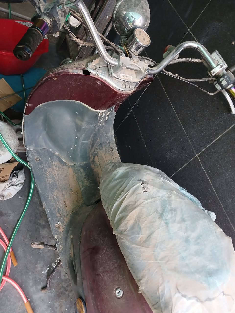 سلام عليكم دراجه جوكر (ملكي انتيكا) موديل ٦٧ ومحرك محور دراجه مناقصه شي هواي مامتواجد فيس رقمي ***********
