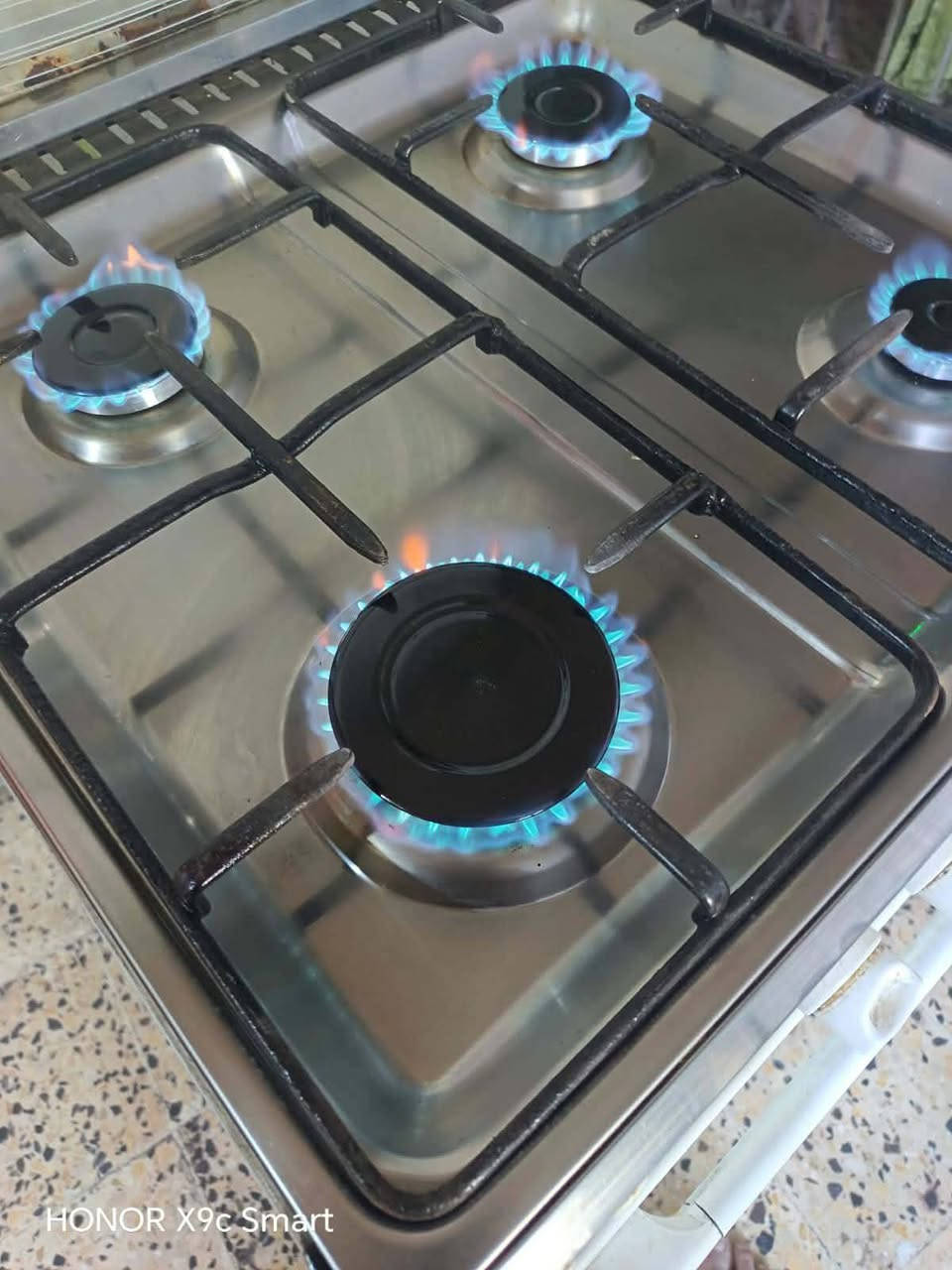 طباخ نضيف جداً للبيع السعر 100 المكان السيديه


**إذا كنت صاحب هذا الإعلان وتريد حذفه لأي سبب، رجاءا أرسل رسالة إلى الدعم الفني**