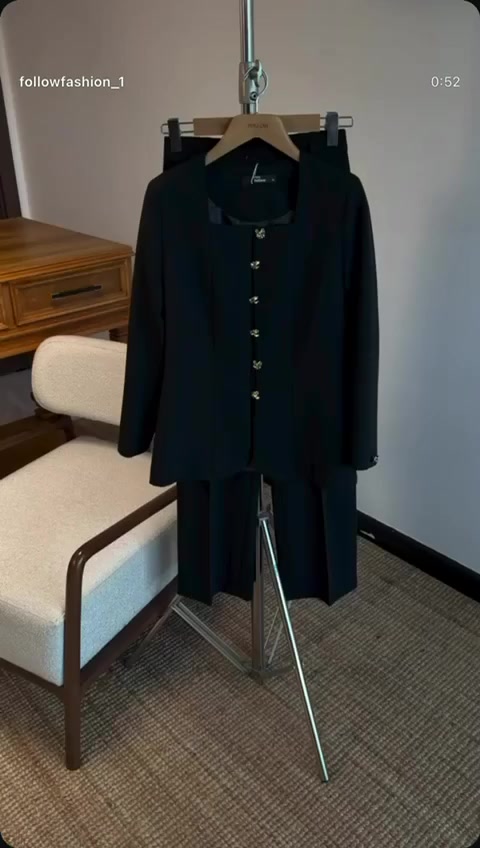 الجديد طقم
فول نزاكه قطع ولا غلطه 

صناعة تركيا. خامة دابل ايطالي 

كيلوت  + سترا 

قياسات 38-48 

السريه 6 قطع.

سعر 22  القطعه


**إذا كنت صاحب هذا الإعلان وتريد حذفه لأي سبب، رجاءا أرسل رسالة إلى الدعم الفني**