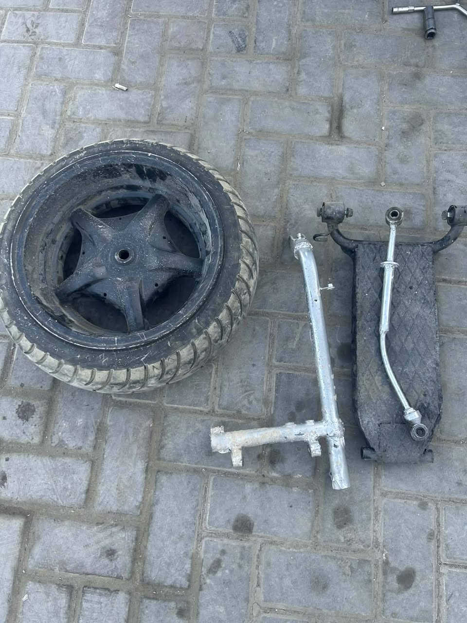 شيال راجع + ويل عريض نضافه خير من الله جيب وشد
الويل 125 كامل 
الشيال 100 كامل 
اتصال *********** الدوره ابو دشير
