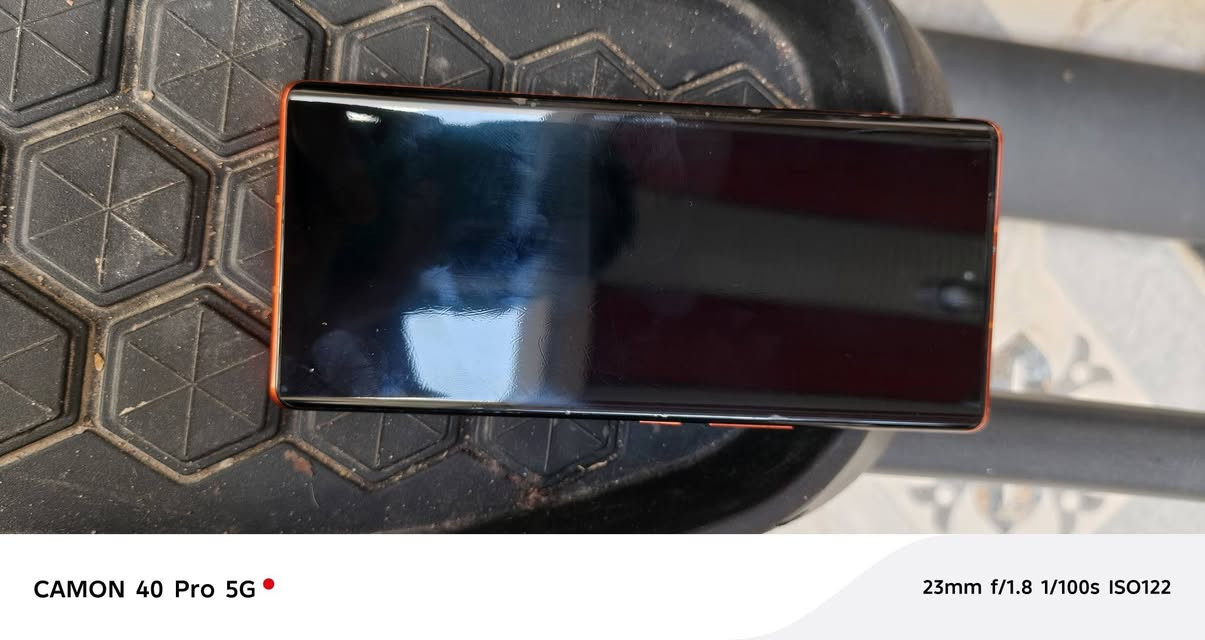 تكنو فاتنومx2pro5G جهاز فوول مواصفات الداخلية 12  ذاكرة 256 كامرة منبثقه علما للجهاز طلب خاص سعره 450 وبي مجال للشراي رقمي للتواصل *********** عنواني بصرة عويسان
