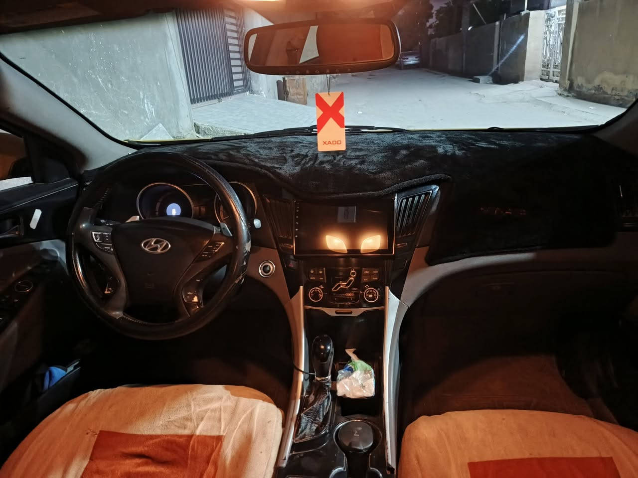 هونداي سوناتا2011لمتد فول مواصفات
‏
‏امريكي
‏
‏بنيد فقط الحادث
‏
‏رقم بابل انگليزي
‏
‏سنوية مجدده 
‏
‏مكينه تيربو
‏
‏بصمة تشغيل
‏
‏بصمة ابواب 
‏
‏كامره وشاشه
‏
‏تبريد قطعتين
‏
‏تبريد امامي منفصل
‏
‏حساس ضغط اطارات 
‏
‏نظام eco
‏
‏مانع انزلاق
‏
‏تدفئه  بالكشنات 
‏
‏كشنات كهربائية  
‏
‏تحكم ستيرن جهتين
‏
‏شفتات ستيرن
‏
‏سقف بانوراما
‏
‏اشاير بالمري
‏
‏كشنات جلد
‏
‏دبل اكزوز
‏
‏كروز مثبت سرعه
‏
‏السعر 85 وبيها مجال بسيط


**إذا كنت صاحب هذا الإعلان وتريد حذفه لأي سبب، رجاءا أرسل رسالة إلى الدعم الفني**