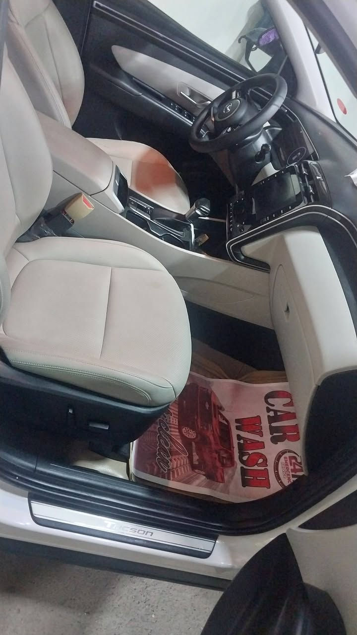 توسان 2024 سليمانية كفالة خليجي فول قمارة حديد جاهزة من كلشي سعر ٢٢٠
شاشة 
كاميرا 
بصمة 
اشارة بالمري 
جلد
كراسي كهرباء 
حساسات تحكمات 
نضمه قياده 
رادار 
نقطه عمياء 
تحديد مسار 
#تحويل_مباشر 
#العنوان_ديالى_بعقوبة
***********
