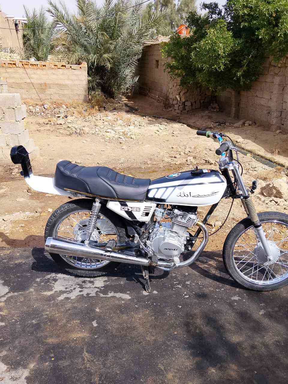 سلام عليكم دراجه للبيع بدون صارلها شهرين من معمره سعر725 بيها مجال قليل ***********
