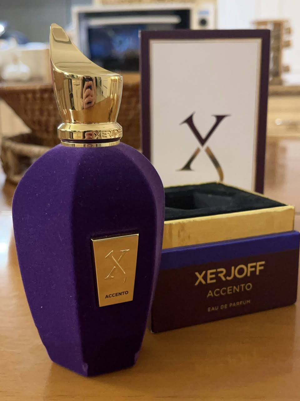 السلام عليككم اخواني واخواتي اسعدالله اوقاتكم مجموعة عطور للبيع
Kenzo 40$
issey miyake 45$ 
Xerjof torino  40$ تقسيمة ٢٥مل 
Xerjof Accento - 130 $ 
bdk  Impadia -150$


**إذا كنت صاحب هذا الإعلان وتريد حذفه لأي سبب، رجاءا أرسل رسالة إلى الدعم الفني**