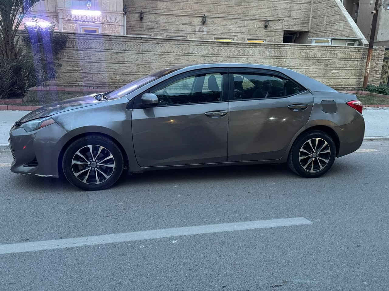 كورلا 2017 le
وارد امريكي 

  

ماشية 125 ميل

حادثة سرقة جاملغ امامي ايسر +دعاميه اماميه 

مواصفات

محرك 1800

مانع انزلاق 

لايت لد بلادي  

ويل كب 

تحكم 

كروس سرعة 

كامره خلفيه 

كشنات مخمل 

تدفئة و تبريد خير من الله 

للتواصل ***********

السياره مكانه بغداد العامريه
