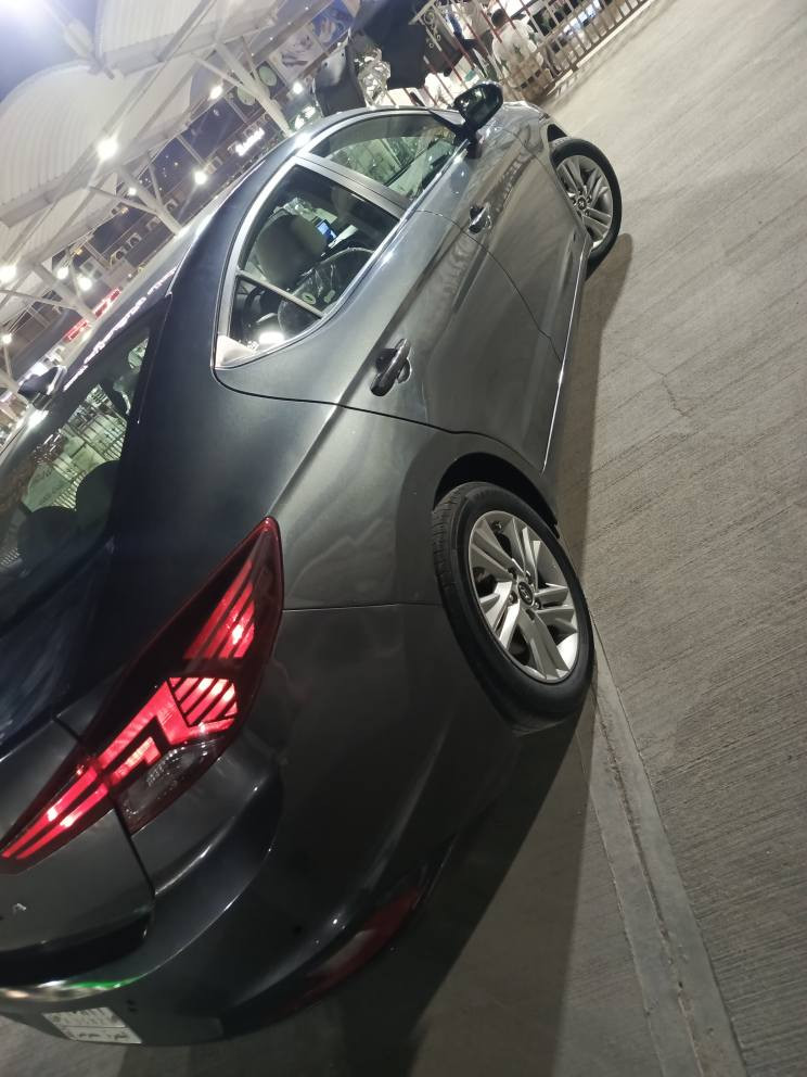 النترا 20 امريكي سمنتي بصره معوقين 
محرك 2000 كير AT حادثه جاملق خلف السائق أو وجه الصندوق مصبوغ ولجاملق الثاني الخلفي فقط كليربدون اي طخه وحاليا بيها طخه بلبنيد 
لايت زينون تايرات جدد باتري جديد
3 انضمة قياده وS
قياده ذاتيه 
تنبيه الصتدام 
شاشه كار بلي
ضغط الاطارات 
وباقي المواصفات المعروفه
عنوان بصره جمهورية...السعر 128$
تواصل فقط تصال او واتساب *********** البصرة, العراق
