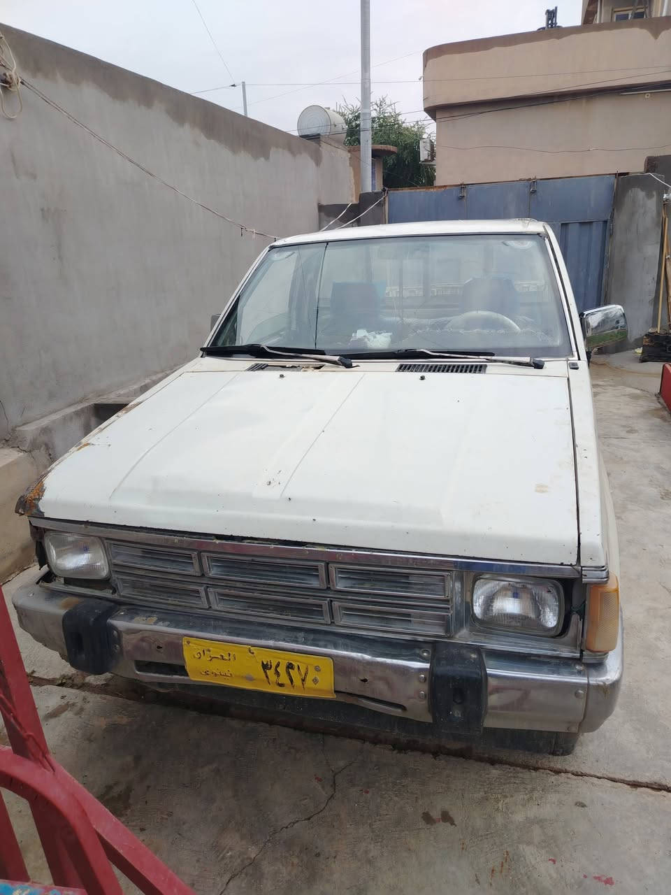 السلام عليكم بكم نيسان 1988كير محرك شرط  سنويه منتهيه 2006 شرط التحويل السعر 30وبيه مجال ويرهم مراوس ببكم تيوته صدرين وانطي فرق  الاستفسار عل رقم ***********
