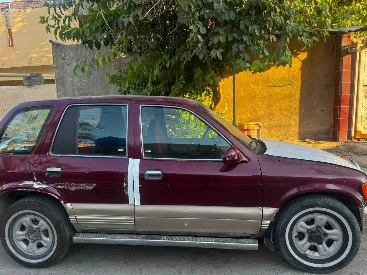 كيا سبورتج موديل ١٩٩٥ رقم بغداد السعر ٣٠ وبيهة مجال يحتاجلهة ترتيب مكانهة ديالى بعقوبة ***********

