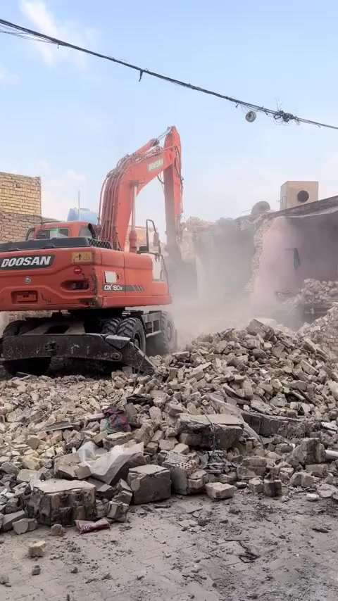 لتفليش الدور القديمه والمحلات ورفع الانقاض بمواده مااخذ فلوس باحدث الاليات تعديل ارضيه تحت إشراف مهندس في جميع أنحاء ديالى الحرة للاستفسار الاتصال او مراسله ماسنجر واتساب***********
