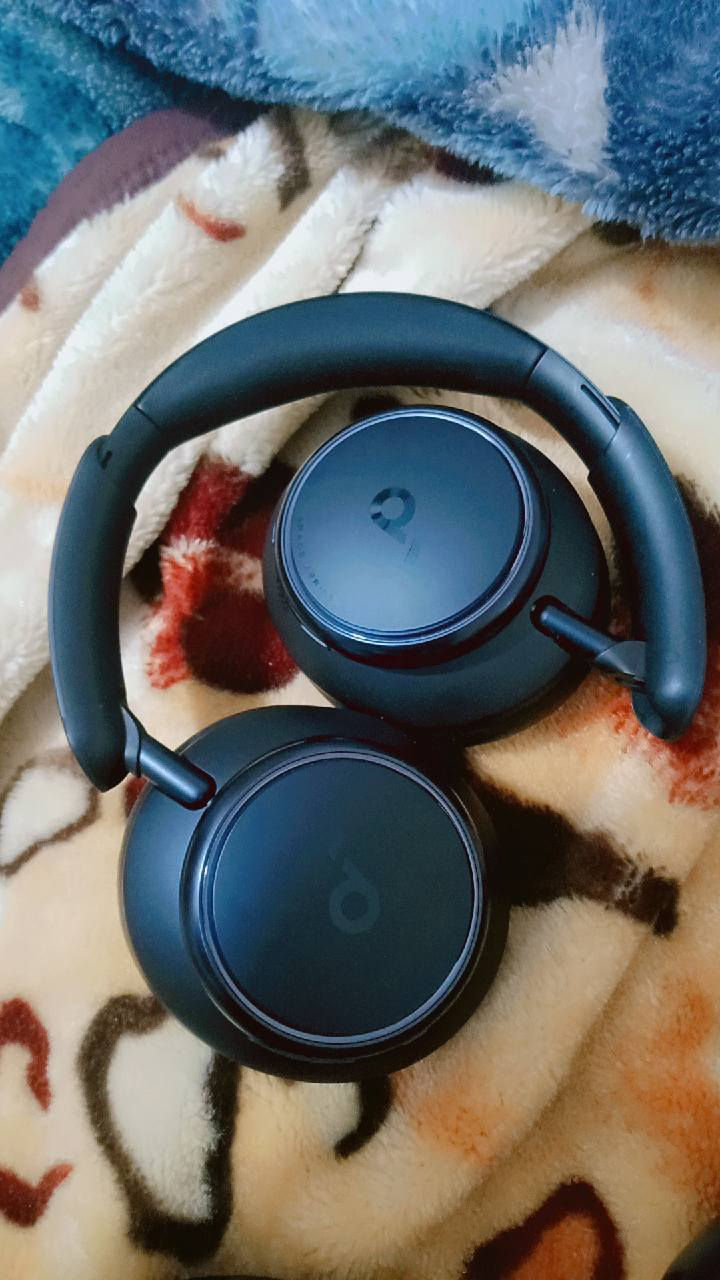 السلام عليكم
Anker Soundcore Space Q35. اربع قطع 

Anker Soundcore Space Q45.  قطعه وحده 
جديدات لوك بس بدون كارتونه


**إذا كنت صاحب هذا الإعلان وتريد حذفه لأي سبب، رجاءا أرسل رسالة إلى الدعم الفني**