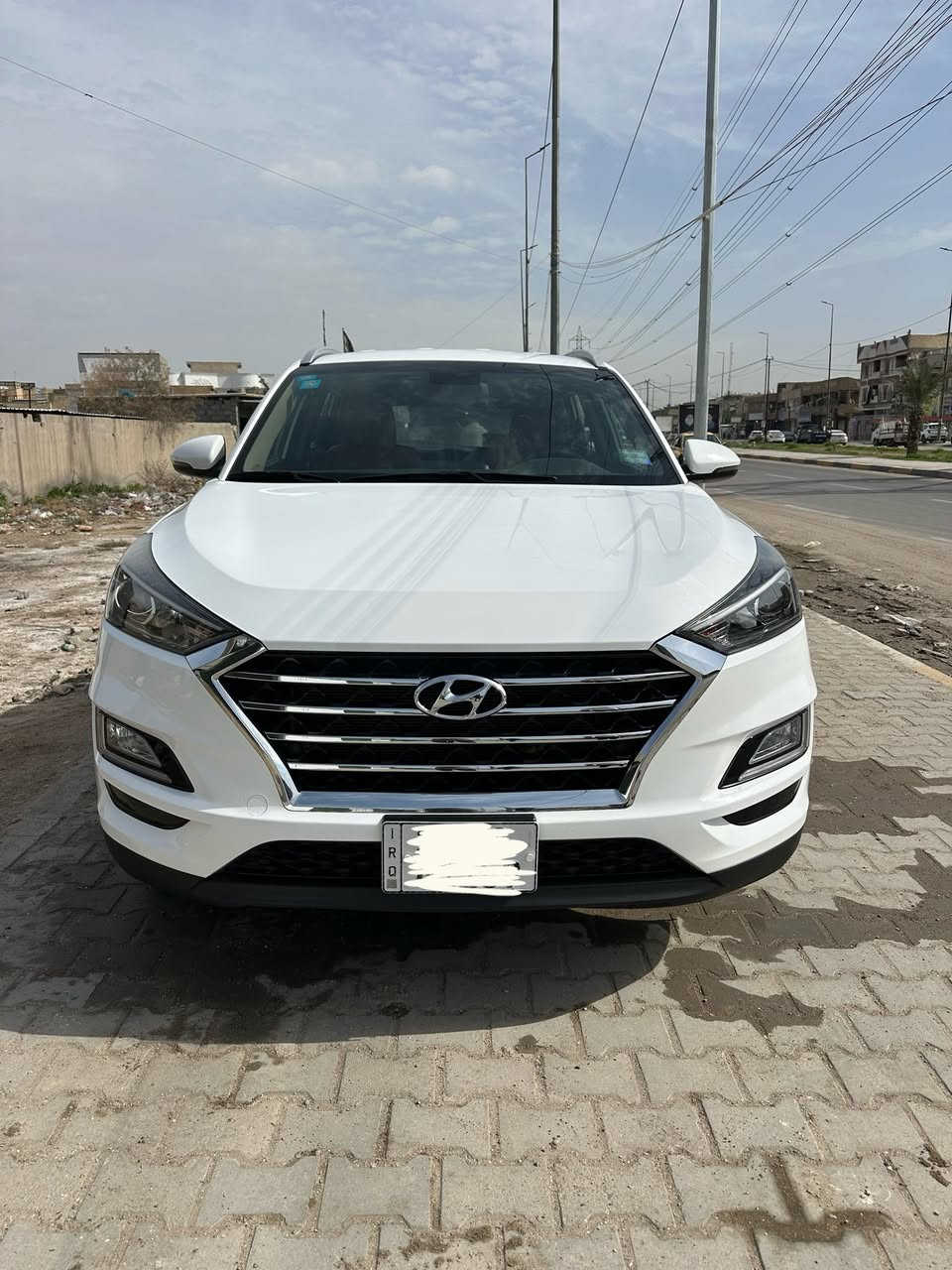 توسان خليجي موديل 2020
الرقم واسط بأسمي 
ماشية 66الف كيلو
السعر :215$وبي جمال 
العنوان : كوت
لتواصل:‬ ‭0770 406 5982‬
اني مكلف بالنشر
