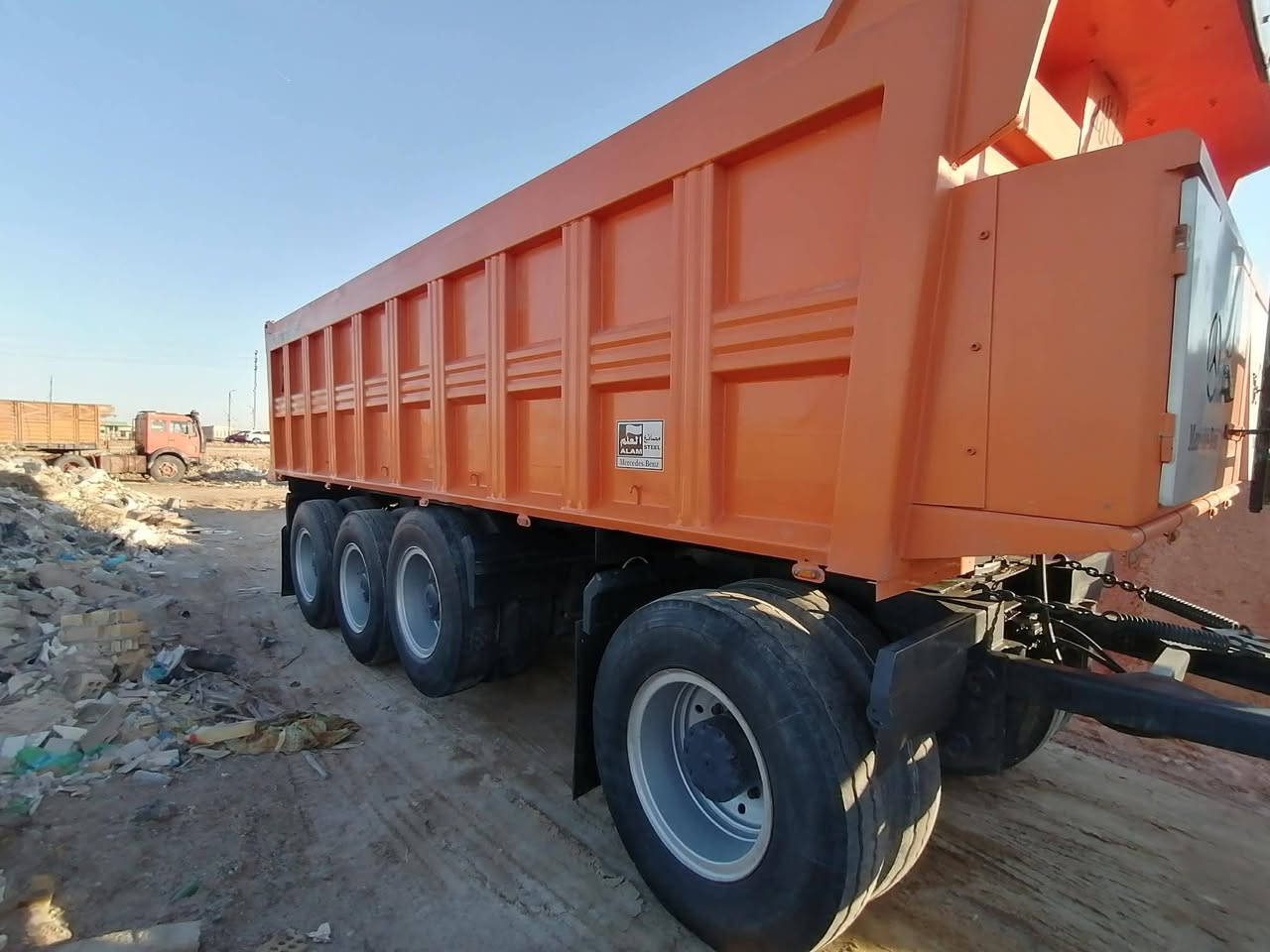 البيع مقطوره طول ٧ شاصي ١٤ دناكير سرابس البي لعاب مقطوره مكفوله وجاهزه الاستفسار ***********
