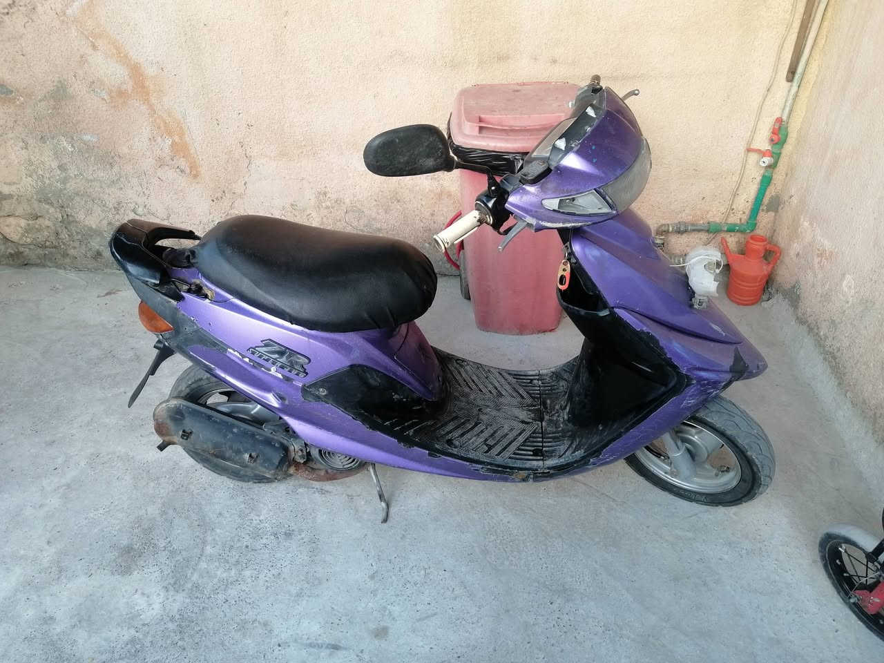 ماطور دولفين شرط مكينه فقط قبغ هندر مفتوح مامفتوحه الشاصي شرط كهربائيات شغاله سلف يحتاج باتري درع اصلي شرط تحريكه ومعدل نار سعر 225 وبي مجال شي قليل مكاني موصل جانب الايمن ***********
