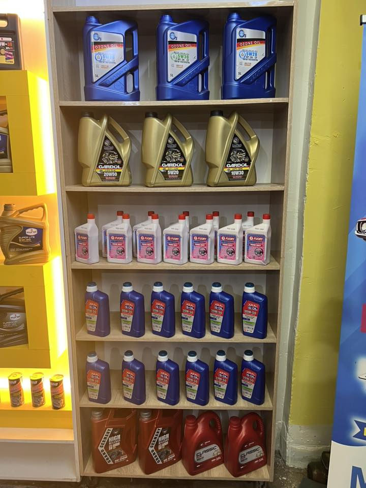 رفوف جديده جداا للبيع استخدام شهر ***********
