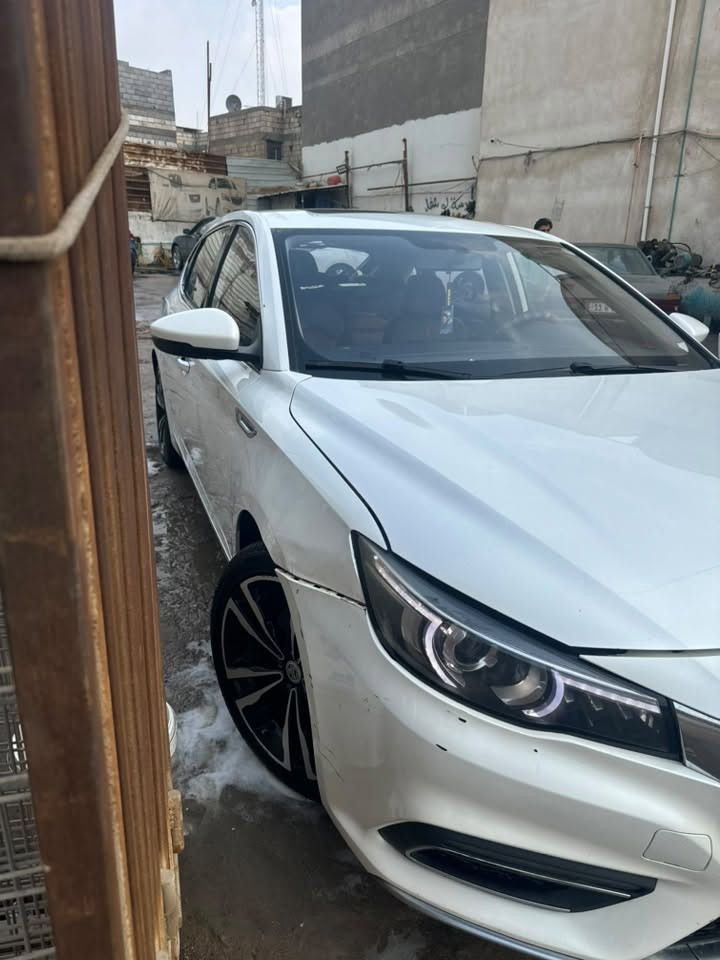 2023MG6 للبيع
السياره نضيفه جدا بيها بس طكه صغيره بالجاملغ الايمن 
موضحه بالصور مينتها مفتوحه مشتغلها شغل بلادي وغراض اصليه وكاله المكينه بعدها بالضمان رقم اربيل تحويل او وكاله
للأستفسار *********** السعر ١٠٧ بيها مجال

