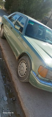 مارسيدس جامنو موديل 1988 للبيع محور بطه 3000 قواعد دبلات سليمه لسياره ...