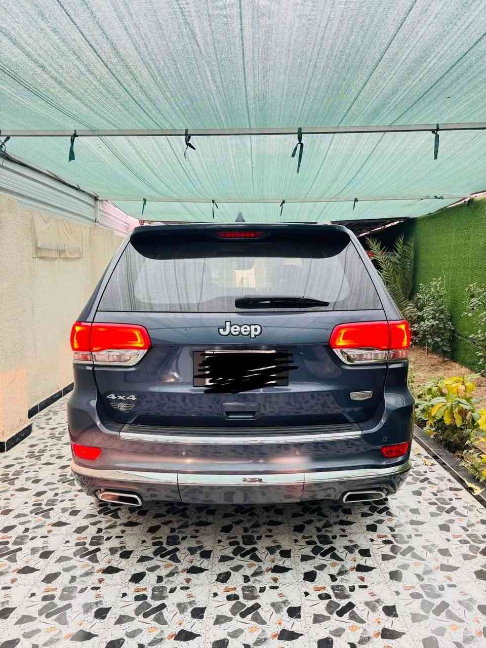 للبيع جيب  موديل 2021 سومت خليجي مكفوله فول مواصفات 1/1 جكات بنوراما رادارات
حساسات 3 شاشات بصمه محرك V6 فول جديده ماشيه 82 الف كيلو
رقم بغداد بيه رقم حلو جدأ السعر 34,000 بيها مجال بغداد الكرخ 
***********
