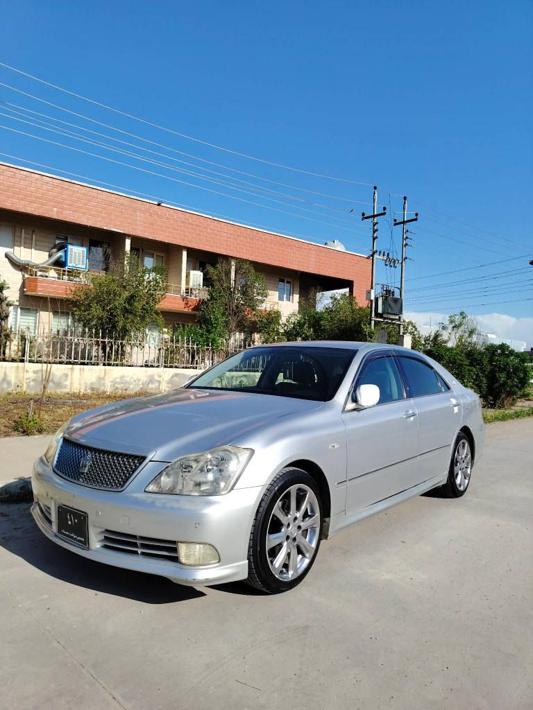 شاهینەی بـێ کۆد
مووس مووس
سپۆرتی 2005 سلڤەر 
3دگمە
بێ بۆیاخ 
گەورە بە گەورە182 
كامل مەسروف کراوە
نرخ ،، 60گەڵا و مەعامەلە 
ناونیشان ،، سەیدسادق 
ژ.م ***********
ئەدمینی🌹🌹 السليمانية, العراق
