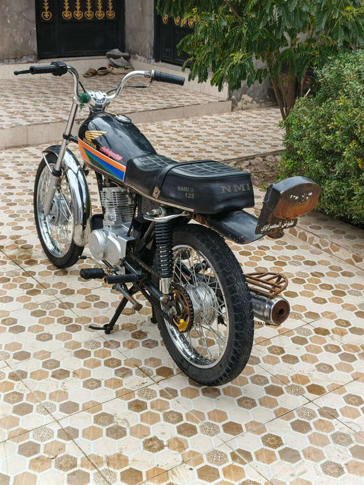 السلام عليكم دراجه للبيع الشاصي احمد شهاب شيال ربع موديل 15 ولغراض كله 25 @أبن ناجي ***********
