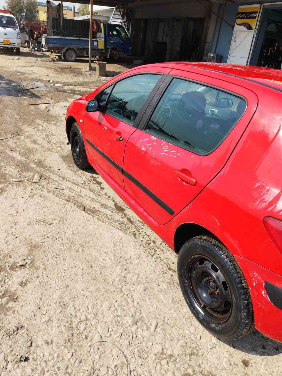 سلام عليكم
بيجو 307 موديل 2006
بدون حادث سياره جارده فقط 
كير توماتيك 
كير محرك مكفول كهربائيات مكفوله
شاشة اندرويد 
تبريد شغال 
رقم بغداد الماني 
مكان السيارة موصل الجانب الايسر 
السعر = 47$ وبيها مجال 👏
للاستسفار 
***********
