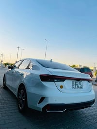 كيا K3 • سيارة K3 • كيا • K3 • محرك 1500cc • كير أوتوماتيك • فتحة سقف ...