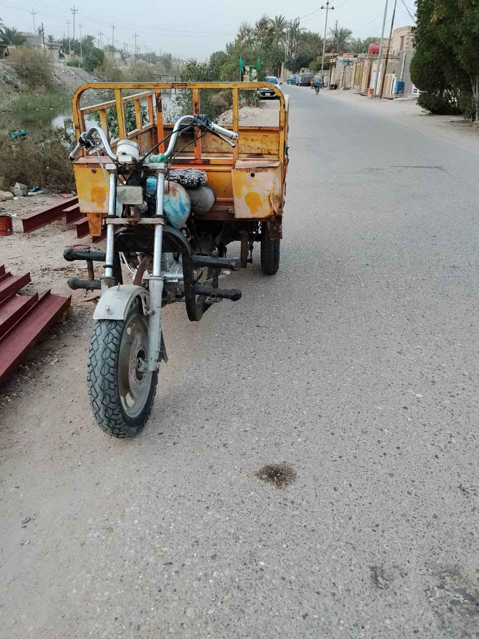 السلام عليكم ستوته امتي ار للبيع أوراق مكينه سوبر دايون مبدأ بيه بس بستم مكاني سوق الشيوخ كرمه بني سعيد سعر 750رقم ***********
