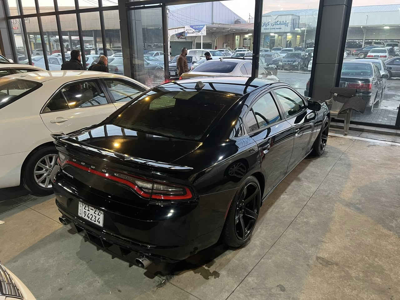 Dodge 2017
ساخە سەیارەکە
 ٦ بستۆن
علوج بێ ڕەقەمی دوبەی
لۆک لۆکە
پشت و پێشی کراوە بە SRT
تایە و ویلی هێڵکات
دو پارچە و پەڵەیەک بۆیاخ
سەیارەکە بێ شوخت و بێ چاڵ
بێ سارد
١١٧ گەڵا و معامەلەیەکی برایانە
***********
