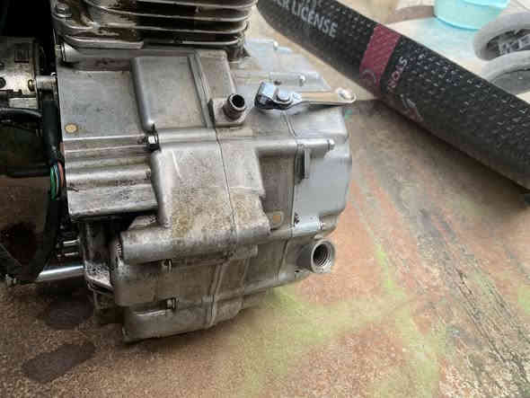 مكينه ارشا للبيع شغاله ب60 وبيها مجال مكاني حي النصر ***********
