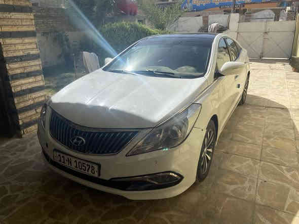 السلام عليكم 
أزيرا خليجي 2015 بغداد 
محرك 3000 سته سلندر 
عداد السرعه 130 كم 
مواصفات فول 
حادث باب وجاملغ معمرات صفحه السايق
وبيها مكانات بارد قليل  
مكاني بغداد البلديات 
السعر 112
رقم الهاتف 
***********
