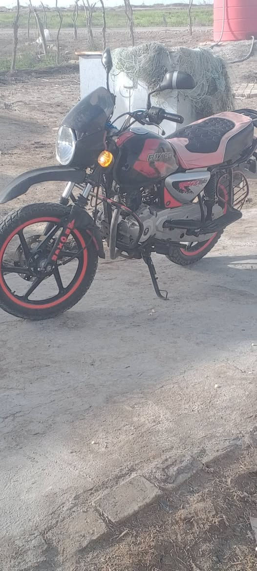 السلام عليكم دراجه موديل 21 للبيع دراجه اوراق دراجه كفاله ما مفتوحه سعره 1,300,000 وبيها مجال مكاني القرن الثغر رقمي ***********
