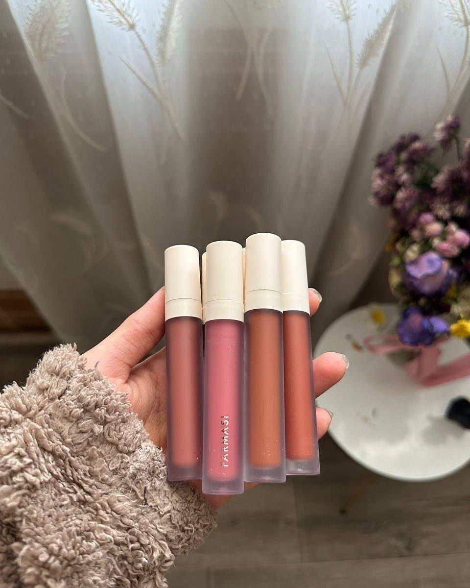 لترند FARMASI💃حمر فارمسي السائلة – جمال يدوم طول اليوم 💄لون غني، ثبات قوي، وإحساس ناعم على الشفاه ✨مع حمر فارمسي السائلة، إطلالتچ تبقى كاملة من الصبح لآخر اليوم بدون ما تحتاجين إعادة 👌تركيبة خفيفة مخملية، تنشف بسرعة، وما تسبب تشقق أو ثقل على الشفايف 🌸

💄إذا تبحثين عن حمرة تجمع الثبات العالي، اللون الغني، والراحة التامة على الشفاه. فـ حمر فارمسي السائلة هي اختيارچ المثالي ✨تركيبتها المخملية تنطي لون واضح من أول مسحة، بدون تكتل أو ثقل،وتثبت لساعات طويلة بدون ما تشقق أو تلزك 🌸
✨ ليش تختارين حمر فارمسي؟
✔️ قوام ناعم وخفيف كأنه مخمل
✔️ ثبات قوي يدوم لساعات
✔️ ما يلطخ وما يلزك
✔️ ألوان عصرية تناسب كل الأذواق
✔️ مظهر أنيق ومخملي للشفاه
✔️ مناسب للاستخدام اليومي والمناسبات
💋 مثالية للدوام، الطلعات، والمناسبات الخاصة
#الاصلي المنشأ تركيا 🇹🇷💯
السعر ٥ الاف
🚘يوجد خدمة توصيل لجميع محافظات العراق ٤ 🚘


**إذا كنت صاحب هذا الإعلان وتريد حذفه لأي سبب، رجاءا أرسل رسالة إلى الدعم الفني**