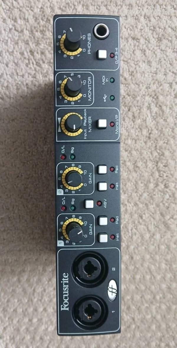 focusrite surface 6 usb كارت صوت


**إذا كنت صاحب هذا الإعلان وتريد حذفه لأي سبب، رجاءا أرسل رسالة إلى الدعم الفني**