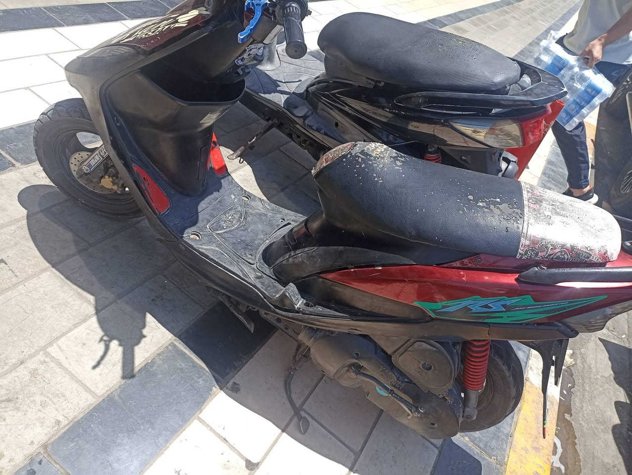 ماكس عدله بوشه ٤٩ مكينه بلادي تفاصيل ،، المكينة مجفتة مره وحده لأن تركتهه صالصنه FM اوراق كامله سعرهة 600وبيهه مجال قليل للشراي او مراوس حسب القناعه مكاني منصور للتواصل خاص


**إذا كنت صاحب هذا الإعلان وتريد حذفه لأي سبب، رجاءا أرسل رسالة إلى الدعم الفني**