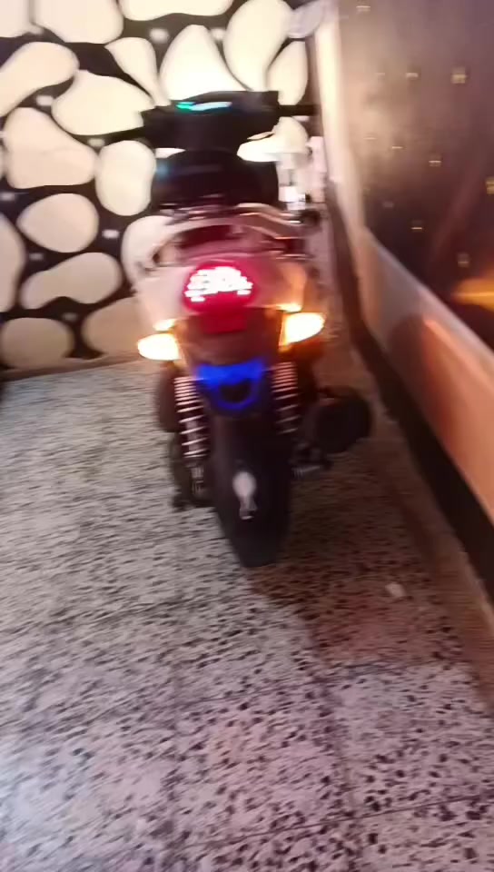 السلام عليكم دراجه للبيع جيتي ار 
*********** السعر مليون 150وبيهامجال
