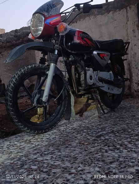 السلام عليكم متاح دراجه بوكسر شلعه ومعدل فول مكاني حله بكرلي السعر ٦٥٠ رقم الهاتف ***********
